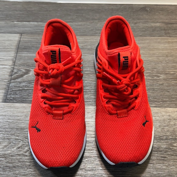 Puma Fiery Red Sneakers men’s size 10 (s142) main image 7